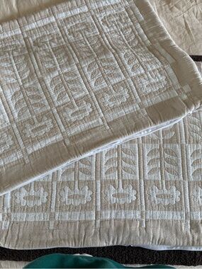 Schoolhouse White Quilted Decorative Pillow Shams Pair